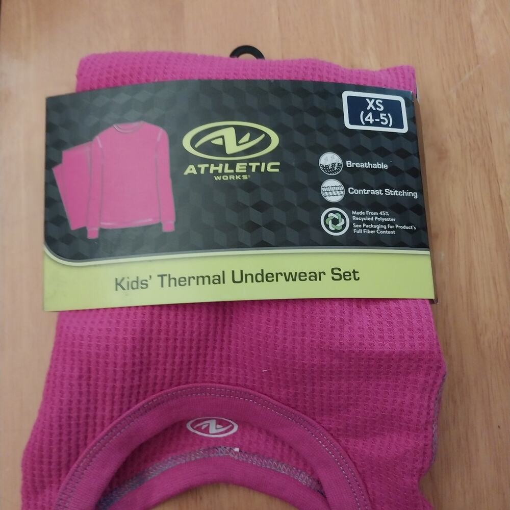 Athletic Works Thermal Set